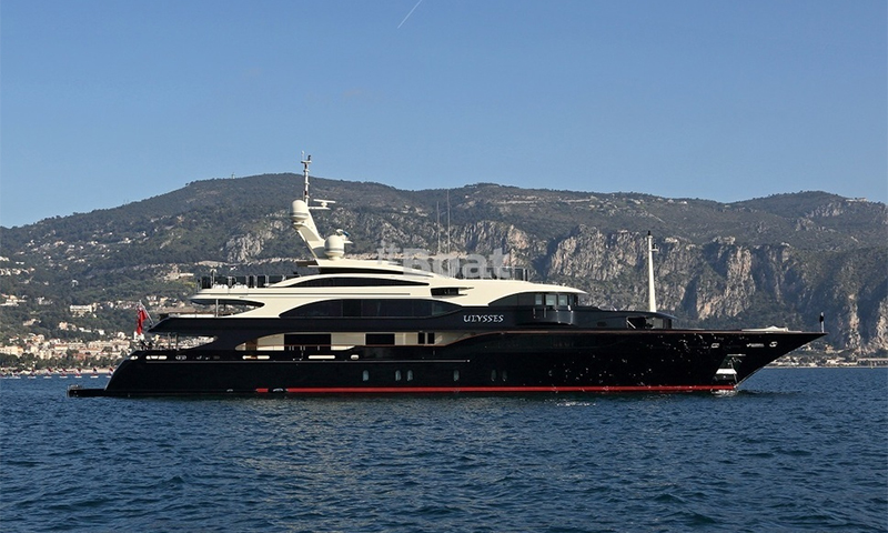 Benetti 56 m ULYSSES - avec une salle de banquet et de nombreux bars