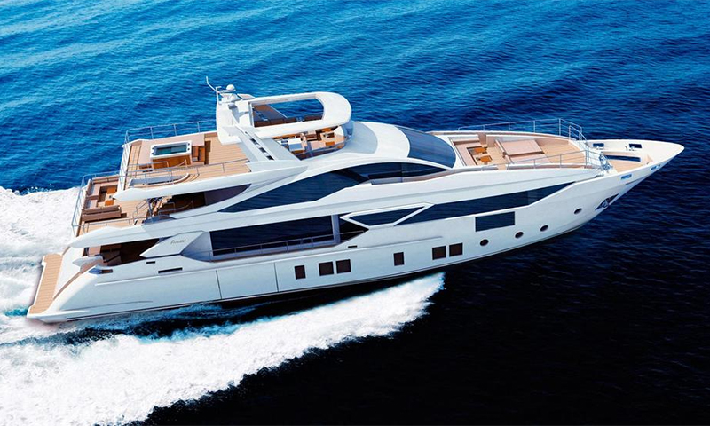 Benetti Vivace 125 - étoile de 2017 avec une piscine et trois ponts