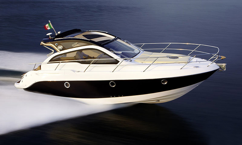 SESSA MARINE C 32 - Marque italienne à l'environnement modifié