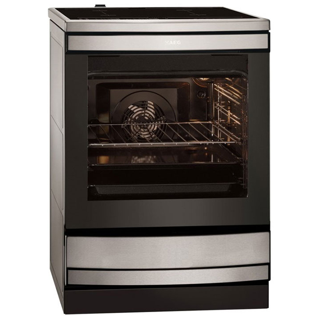 AEG 49076I9-MN - une induction élégante avec une sonde thermique intelligente