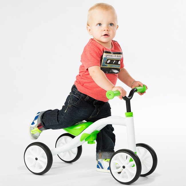 Fauteuils roulants (pour les enfants de l'année jusqu'à 2,5 ans)