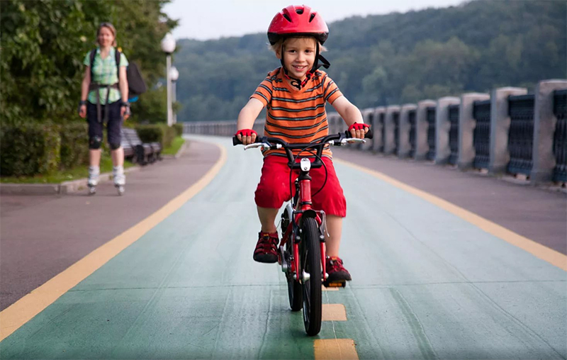Le principe de fonctionnement et le dispositif du vélo pour enfants