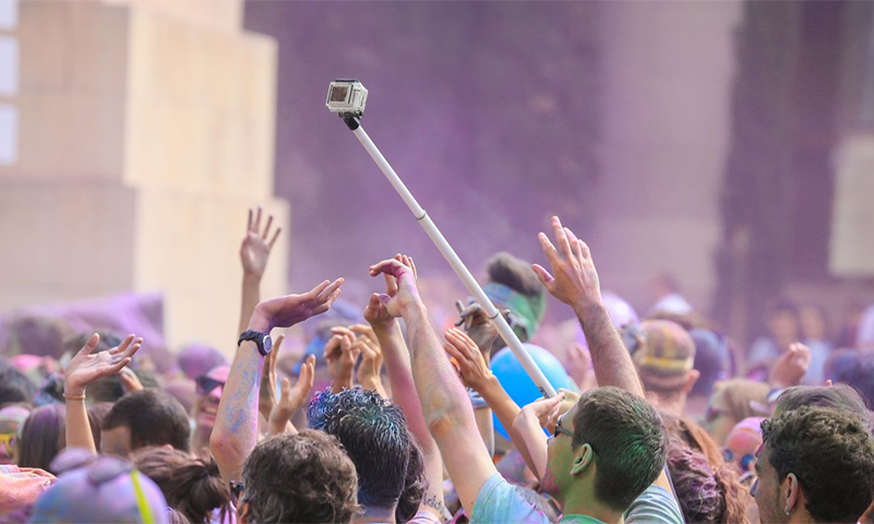 Le principe de fonctionnement et le dispositif selfie stick
