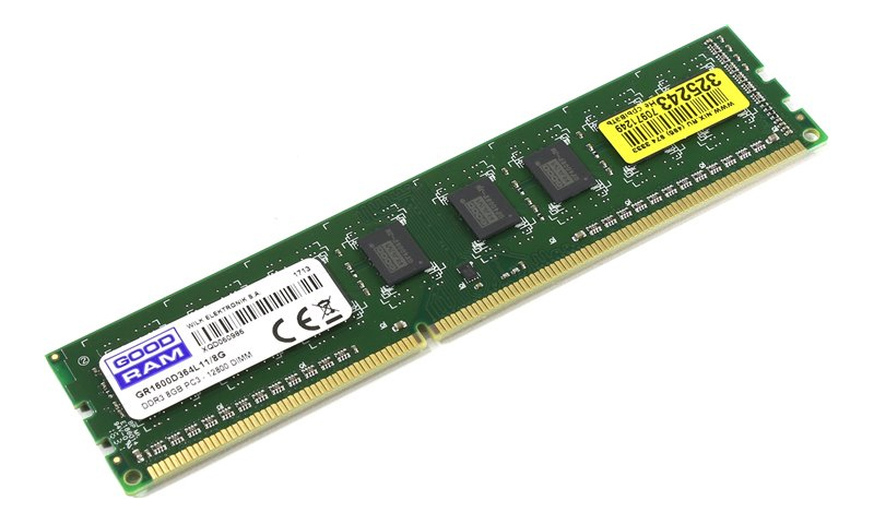 GoodRAM GR1600D364L11 / 8G - combiné à la plupart des cartes mères Asus