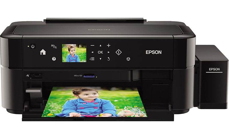 Epson L810 - une imprimante couleur pour la maison à très faible coût d'impression