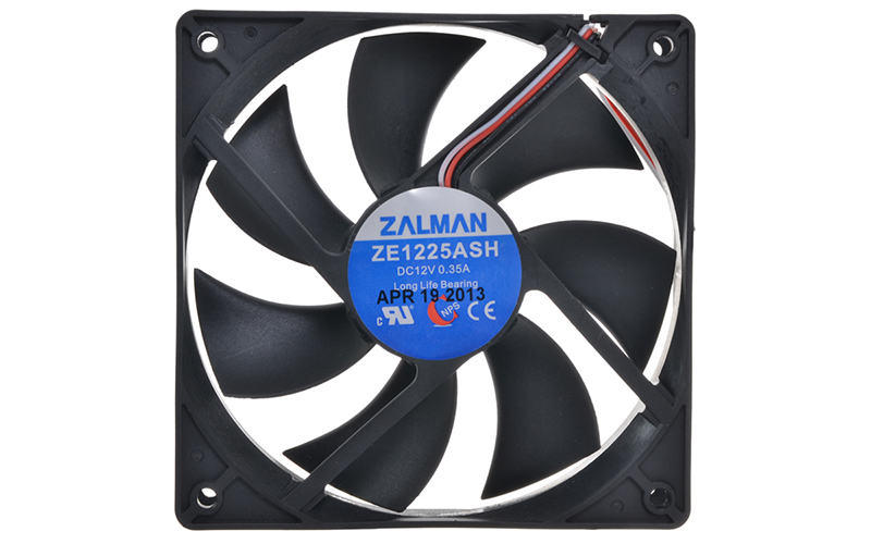 Zalman ZM-F3 SF - le meilleur pour le corps